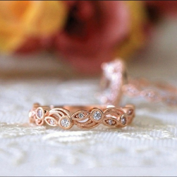 Vintage Art Deco oval halo sapphire rose gold ring - Picture 4 of 5